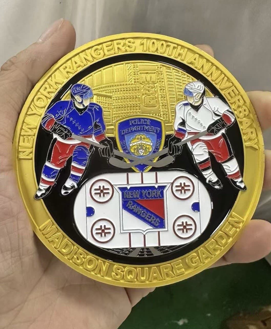 NEW YORK RANGERS 100th Anniversary Challenge Coin W/NYPD Emblem