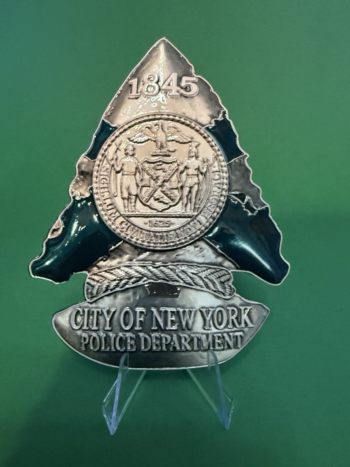 Rare NYPD Green Arrowhead NYC 5 Boro Map Challenge Coin (Serial # 100 Made)
